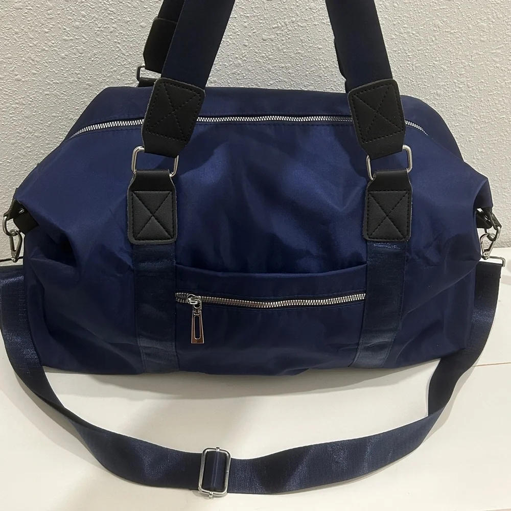 NWOT TYDZGDS Large Duffle Bag Weekender, Travel Bag with Waterproof Wet Pocket